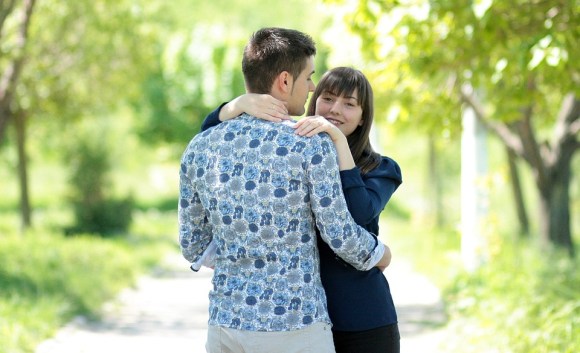 couple-1363969_960_720